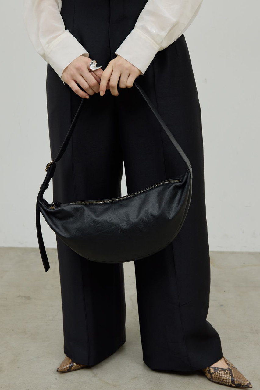 【ガリャルダガランテ】ボディバッグ　ブラック ガリャルダガランテ】ボディバッグ ブラック