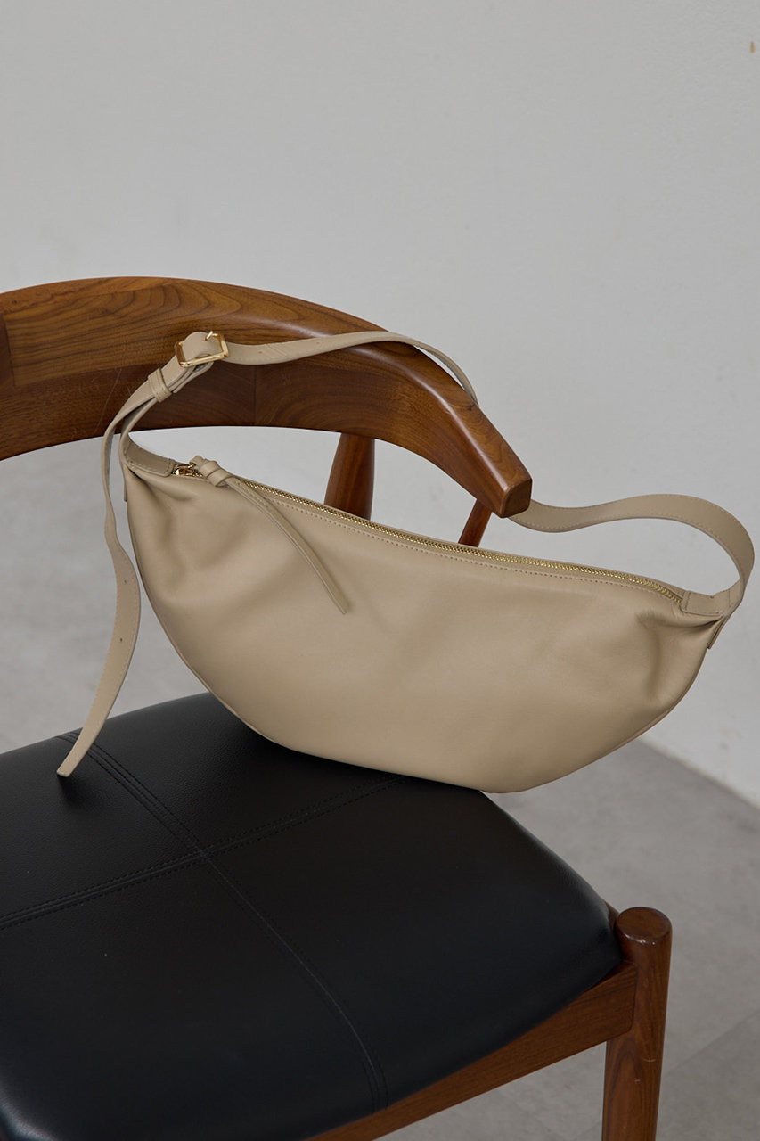 ガリャルダガランテ/GALLARDAGALANTEの【2.718】タッククロスボディバッグ(ベージュ/GGN1061112A0001)