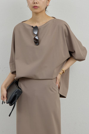 ガリャルダガランテ/GALLARDAGALANTEの【予約販売】オフショルポンチプルオーバー(110300/110301)