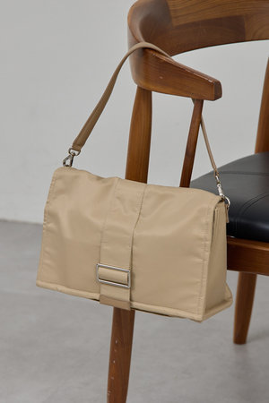 ガリャルダガランテ/GALLARDAGALANTEの【予約販売】【2.718】ナイロンフラップショルダー(120100/120101)