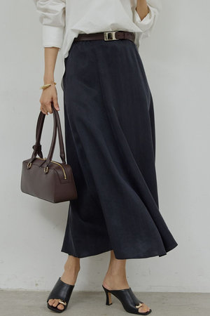 ガリャルダガランテ/GALLARDAGALANTEの【予約販売】【セットアップ対応】キュプラフレアスカート(110700/110703)