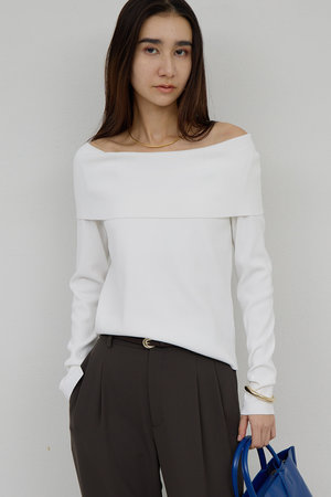 ガリャルダガランテ/GALLARDAGALANTEの【予約販売】オフショルニット