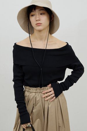 ガリャルダガランテ/GALLARDAGALANTEの【予約販売】オフショルニット