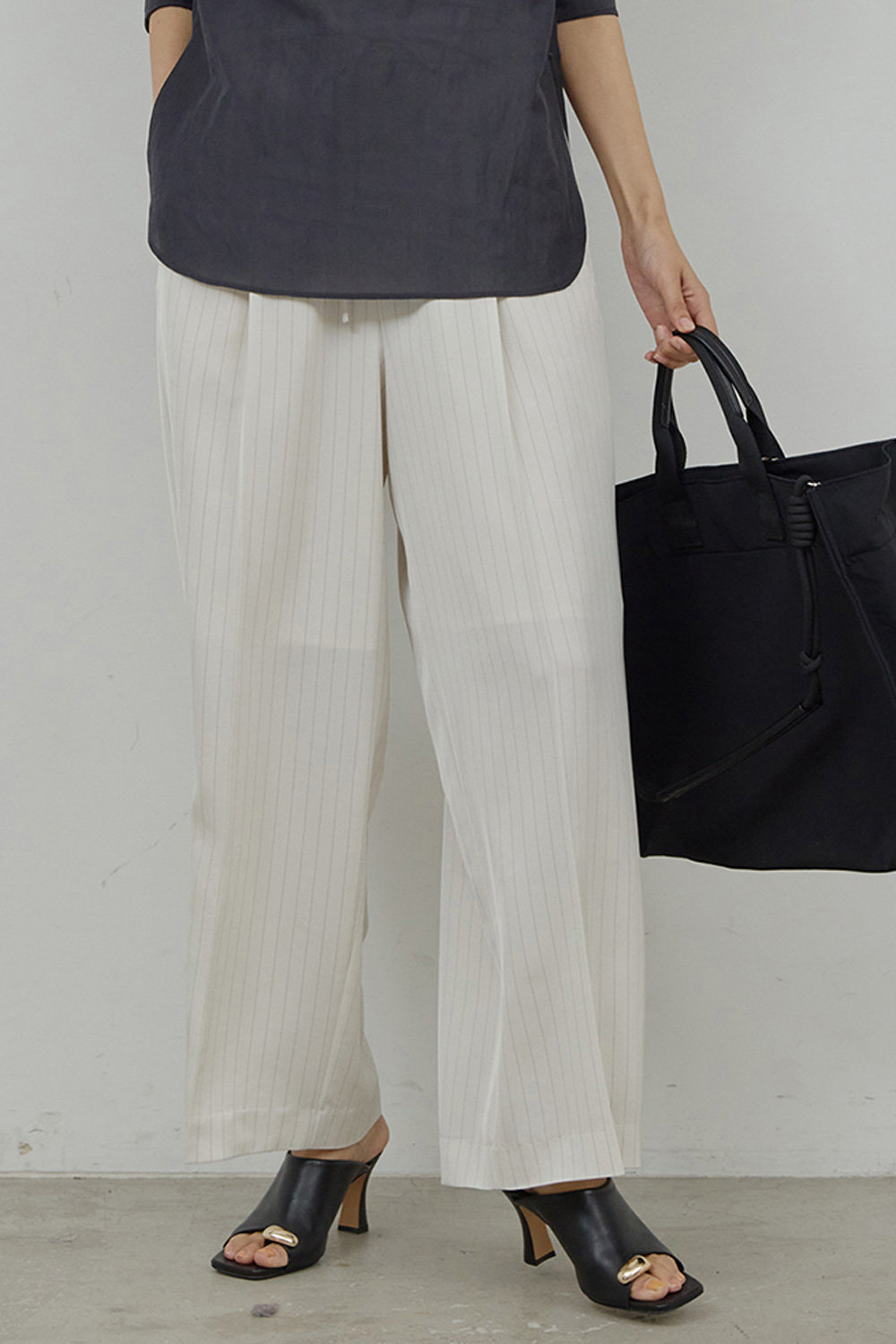 ガリャルダガランテ/GALLARDAGALANTEの【予約販売】ストライプイージーパンツ(アイボリー/GGZ1061302A0003)