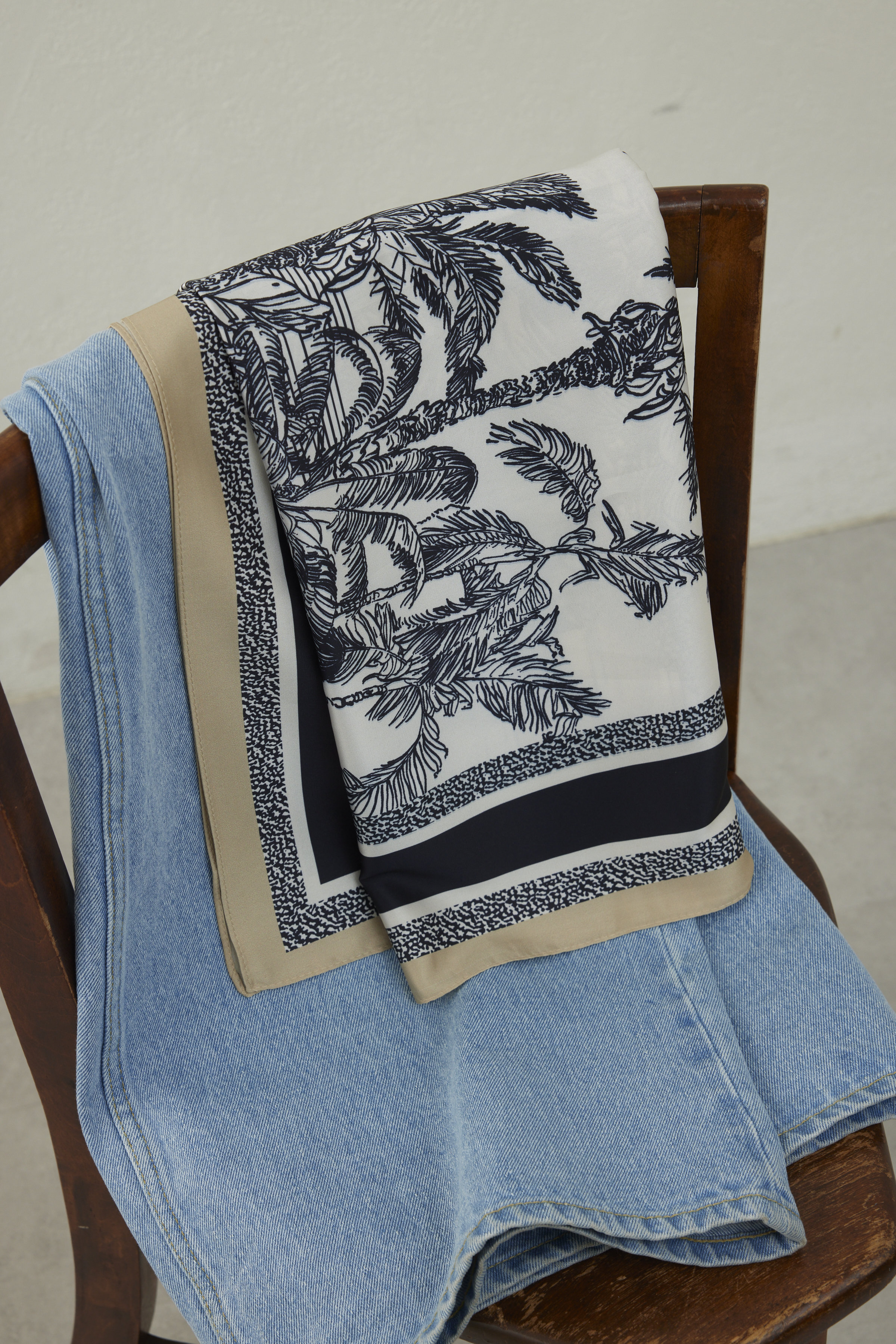 プリントリバーシブルスカーフ