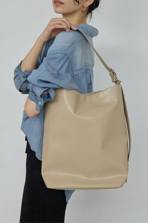 ガリャルダガランテ/GALLARDAGALANTEの【MANAKAコラボ】ベルテッドワンショルダー