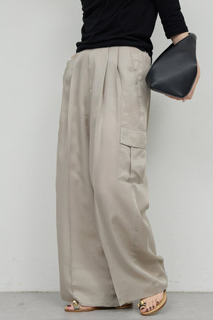ガリャルダガランテ/GALLARDAGALANTEの【予約販売】【セットアップ対応】キュプラカーゴパンツ(110600/110605)