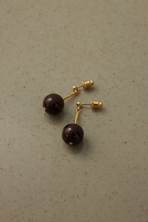 ガリャルダガランテ/GALLARDAGALANTEの【予約販売】レジンボールピアス(150100/150101)