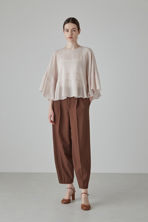 アドーア/ADOREのストレッチツイルパンツ