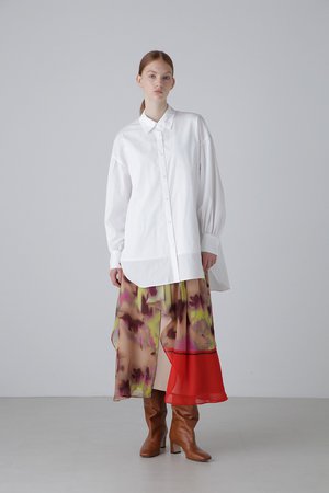 アドーア/ADOREのスマッジフラワープリントスカート