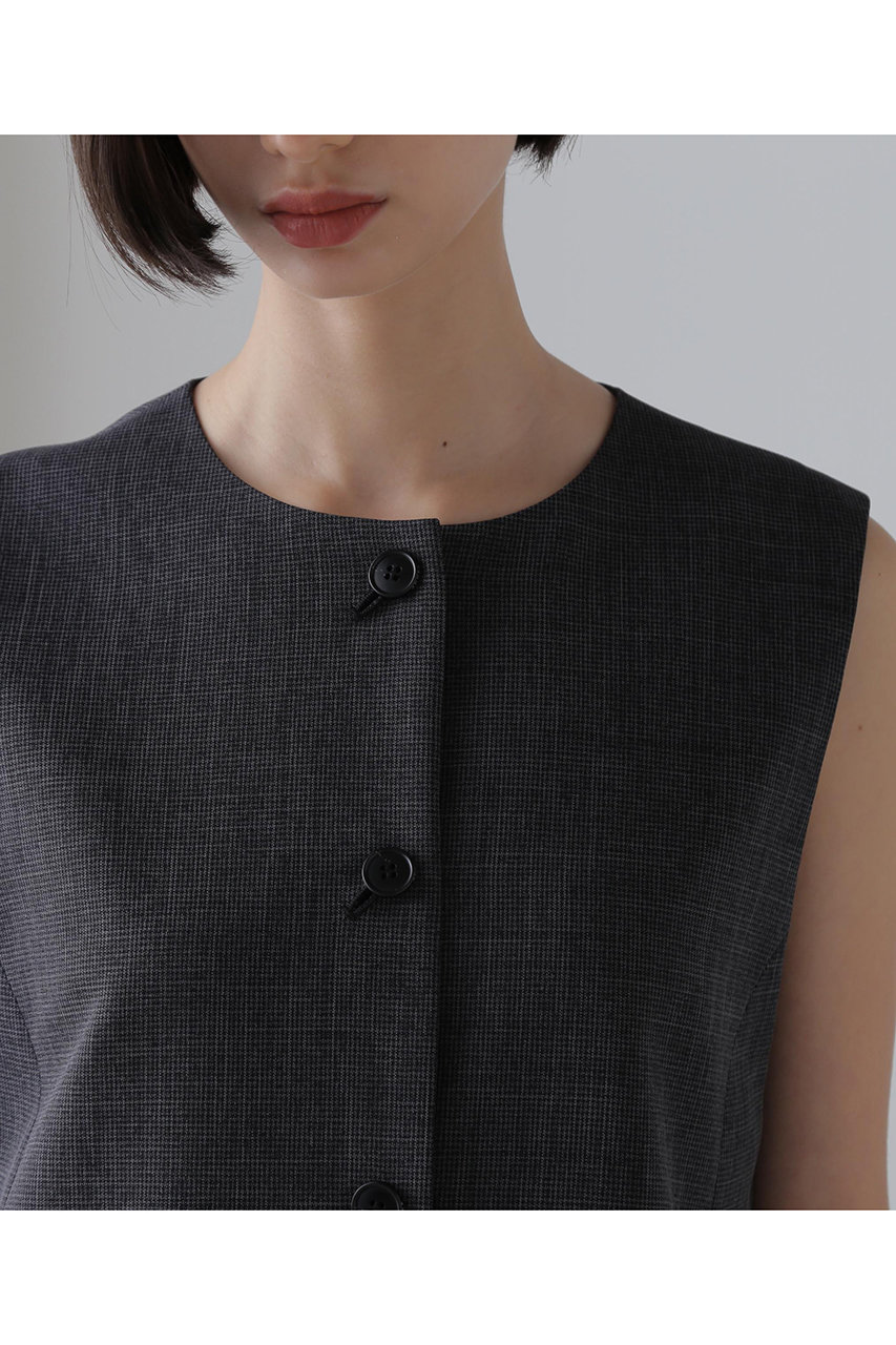 美品　ADORE ファンクショナルドライクロスブラウス　今季　グレー　ジレ 美品 ADORE ファンクショナルドライクロスブラウス 今季 グレー ジレ