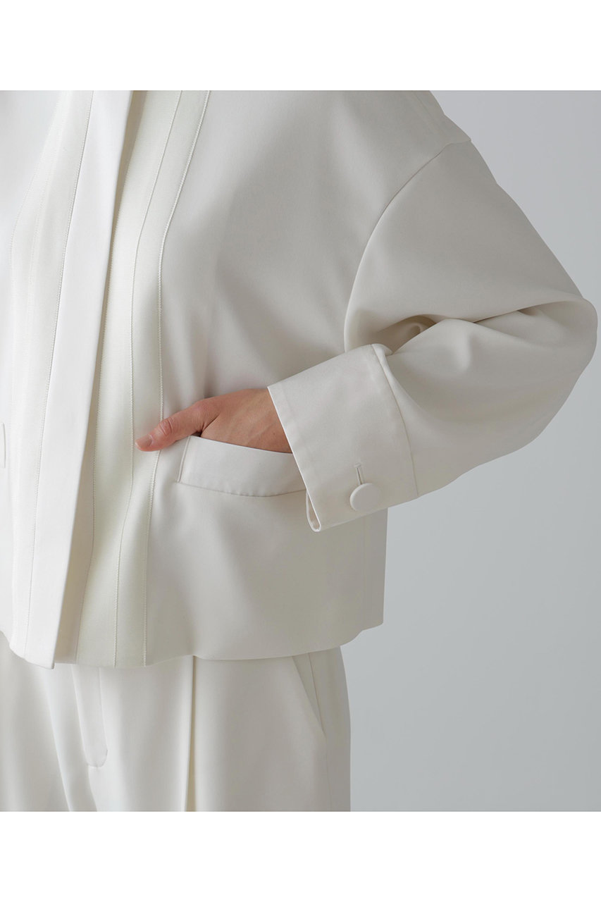 【未使用】Adore アドーア　ノーカラージャケット　白 2025年最新】adore ジャケットの人気アイテム - メルカリ