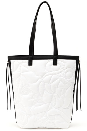 アドーア/ADOREのドローイングキルティングバッグ(120200/120201)