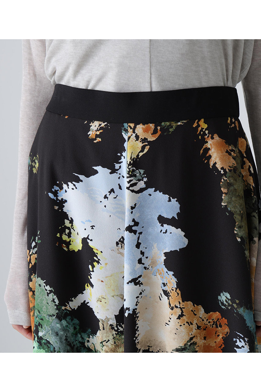 ADORE(アドーア)｜◇フォレストプリントスカート/ブラック の通販