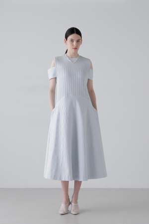 アドーア/ADOREの【予約販売】フォルムドニットワンピース(110500/110503)