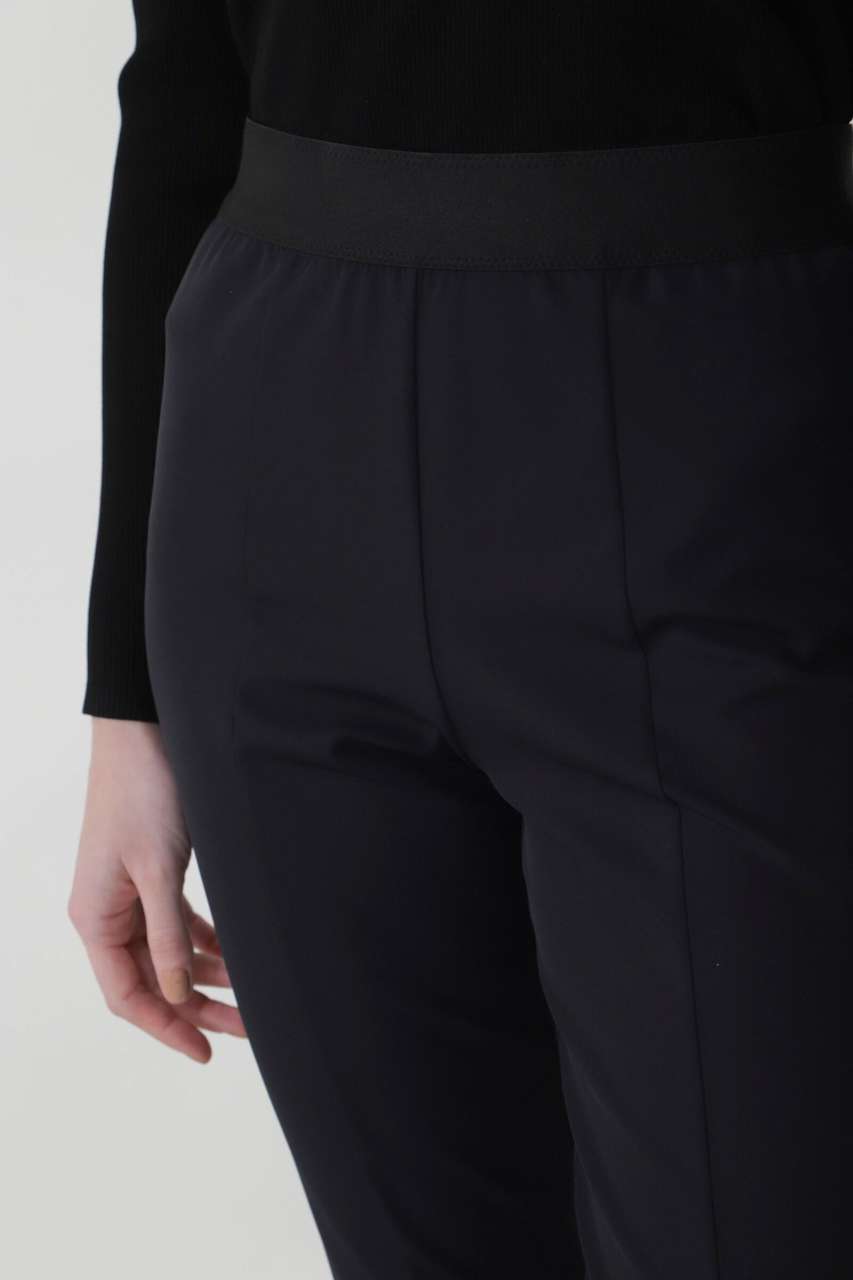 アドーア　ナイロン2WAYセンタースリットペンシルパンツ 38サイズ ADORE(アドーア)｜◇ナイロン2WAYセンタースリットペンシルパンツ