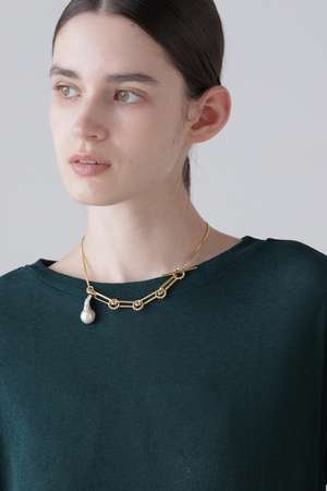 アドーア/ADOREのフラワーチェーンＡＣＣ(150200/150201)