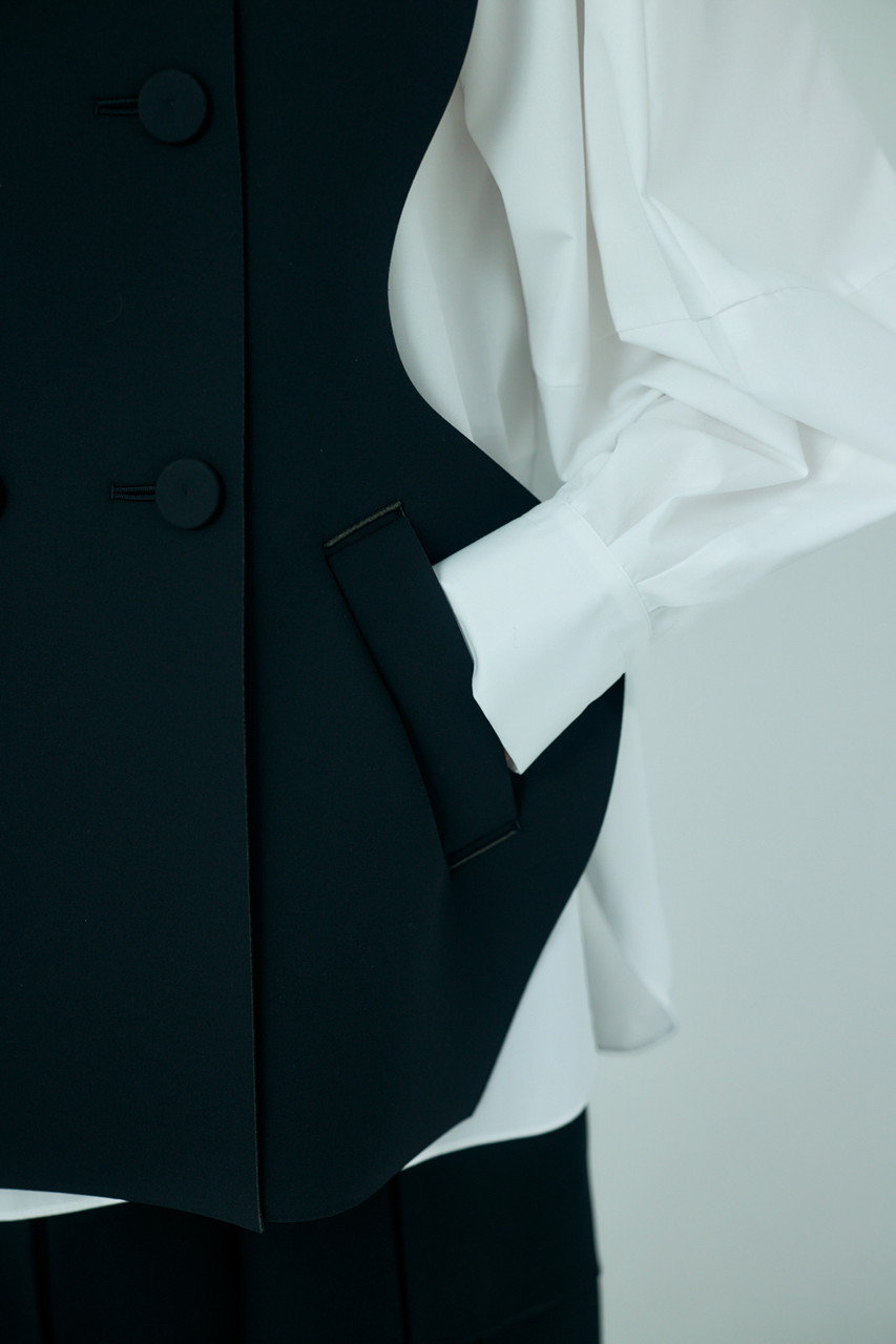 わかぎみ様　新作⭐︎ENFÖLD 【新品】 SHAPE VEST ENFOLD(エンフォルド)｜SHAPE VEST/ブラック の通販｜ELLESHOP・(エル