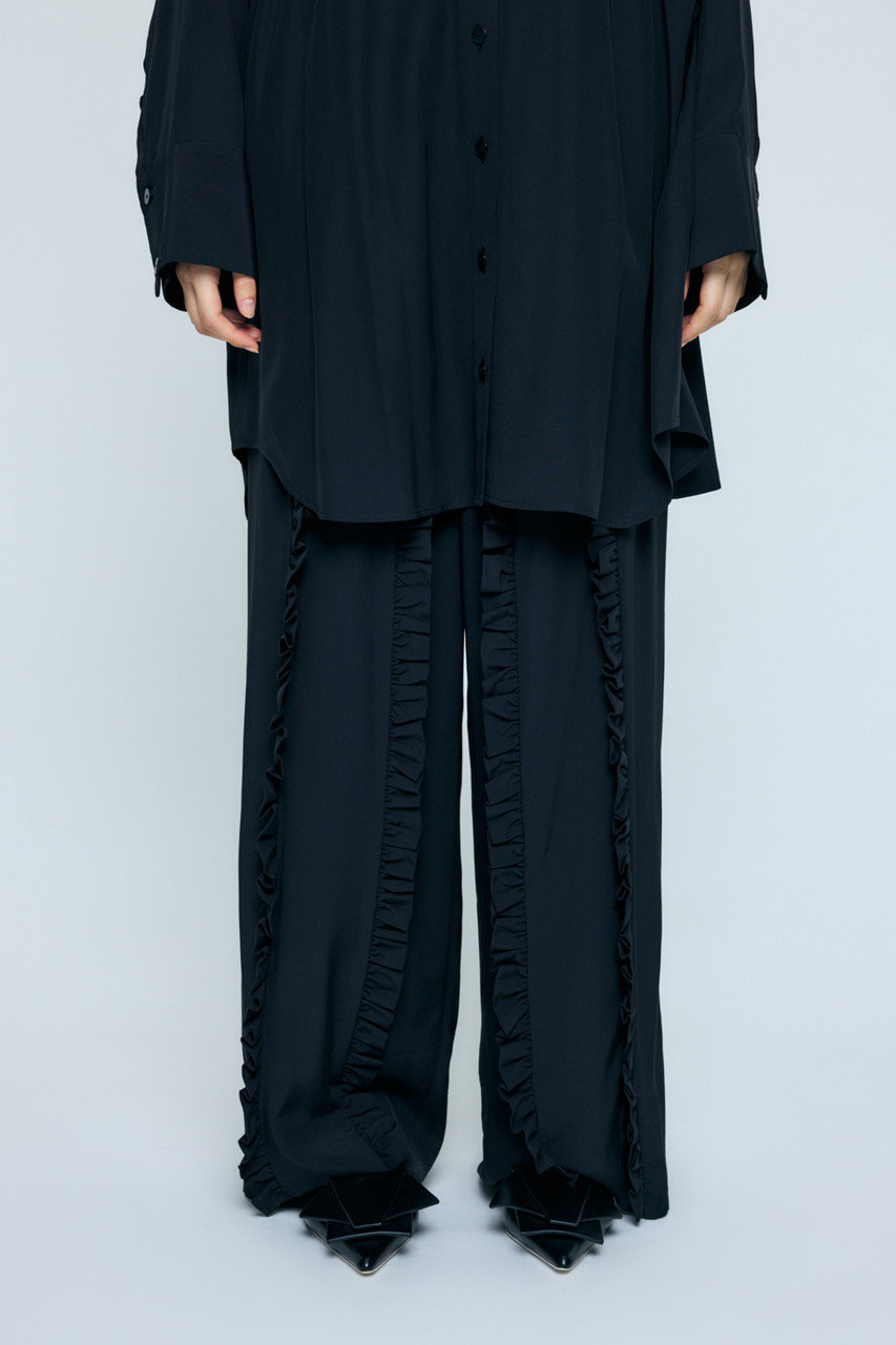 ENFOLD ブラック FRILL TROUSERS フリルトラウザー 黒 ENFOLD(エンフォルド)｜FRILL TROUSERS/ブラック の通販｜ELLESHOP