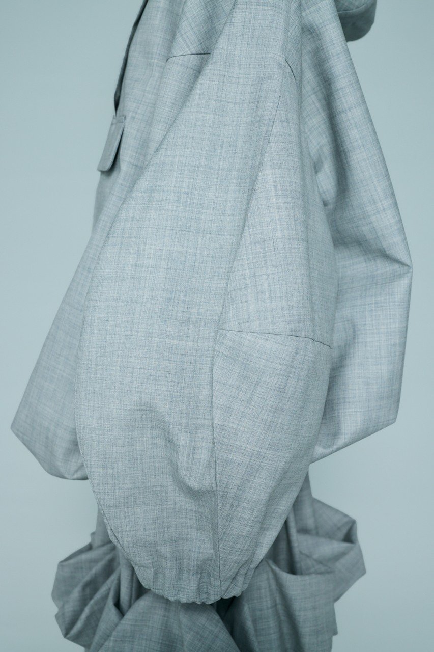ENFOLD(エンフォルド)｜ANORAK HOODIE/トップグレー の通販｜ELLESHOP