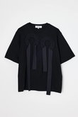 【3/20 12:00販売開始】FRILL EMBLEM T-SHIRT