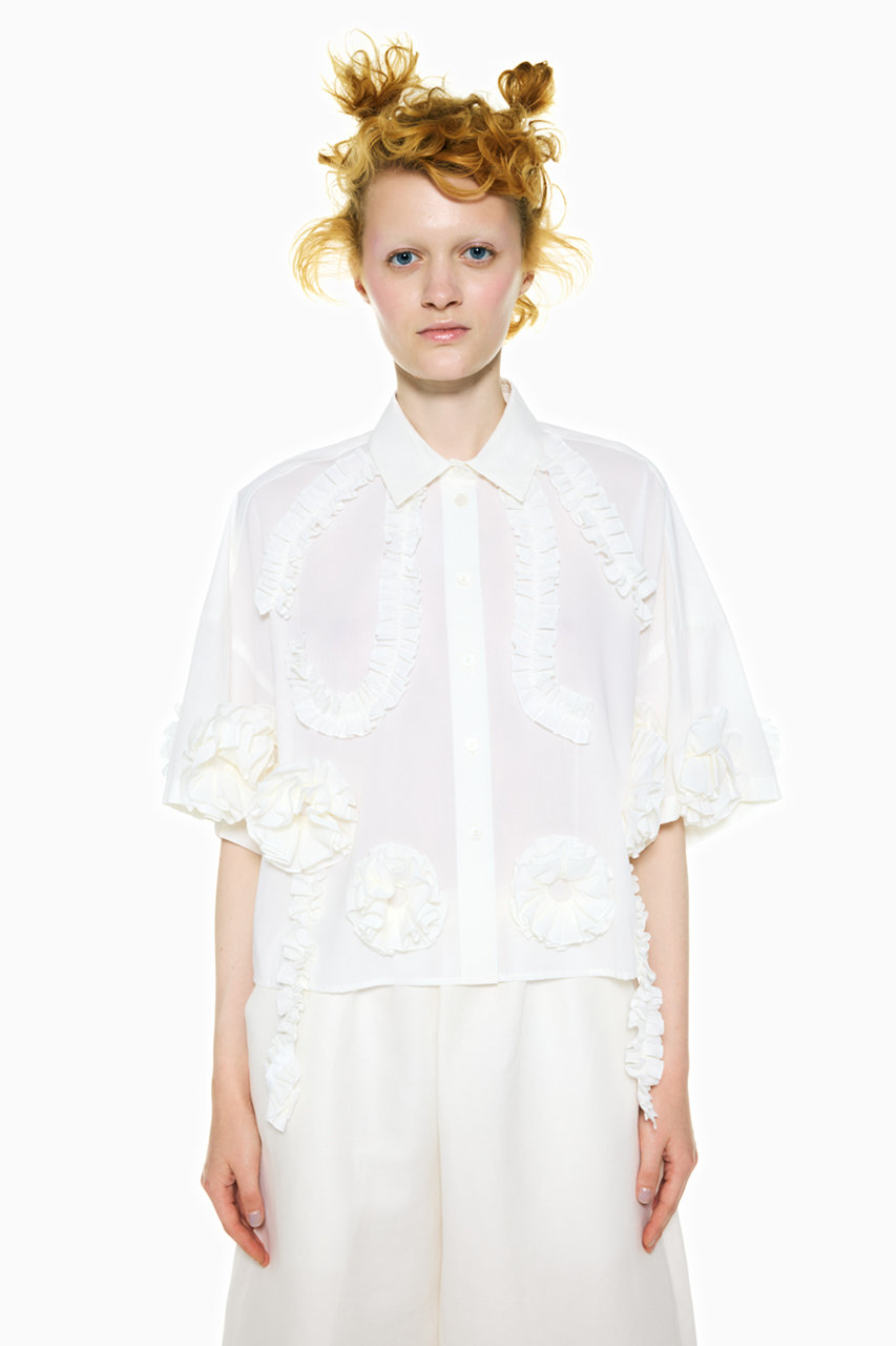 ENFOLD(エンフォルド)｜FRILL-BODY SHIRT/ホワイト の通販｜ELLESHOP