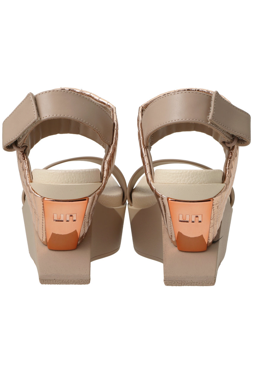 UNITED NUDE(ユナイテッド ヌード)｜Delta Wedge Puffier/ブラック の