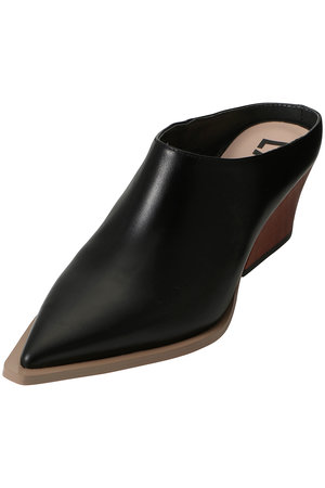 ランバン オン ブルー/LANVIN en Bleuのポインテッドトゥミュール(130200/130201)