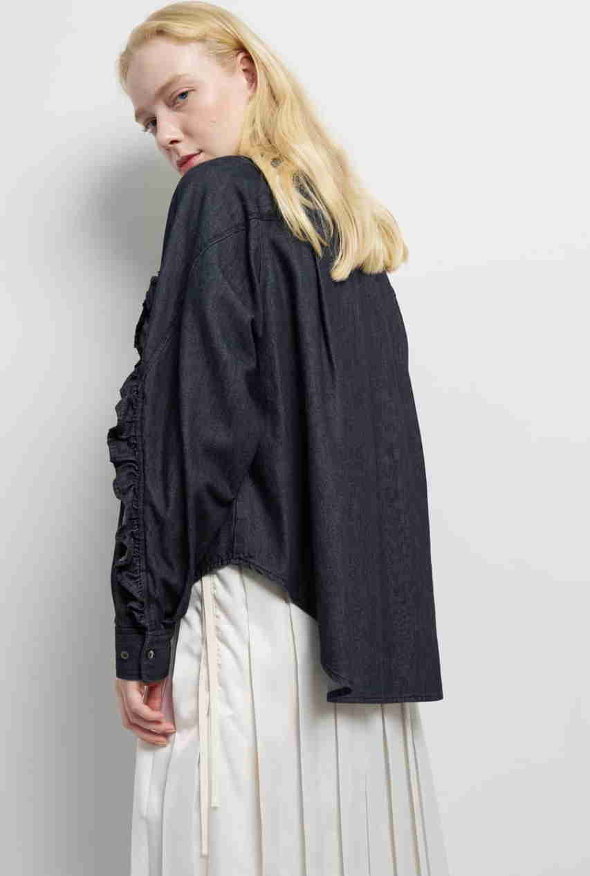 【ランバンオンブルー】LANVIN en bleu ノーカラーフリルダウン 36 LANVIN en bleu】ランバンオンブルー ノーカラー フリルダウン36