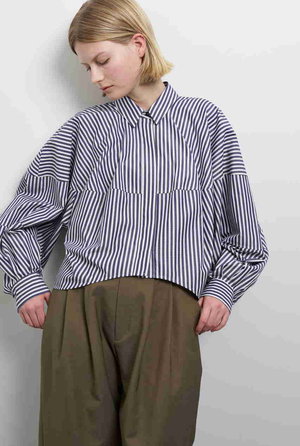 新品未使用ランバン　オンブルー　レースパターンシャツブラウス　 ネイビー 長袖 レースパターンシャツブラウス|LANVIN en Bleu | LANVIN en Bleu