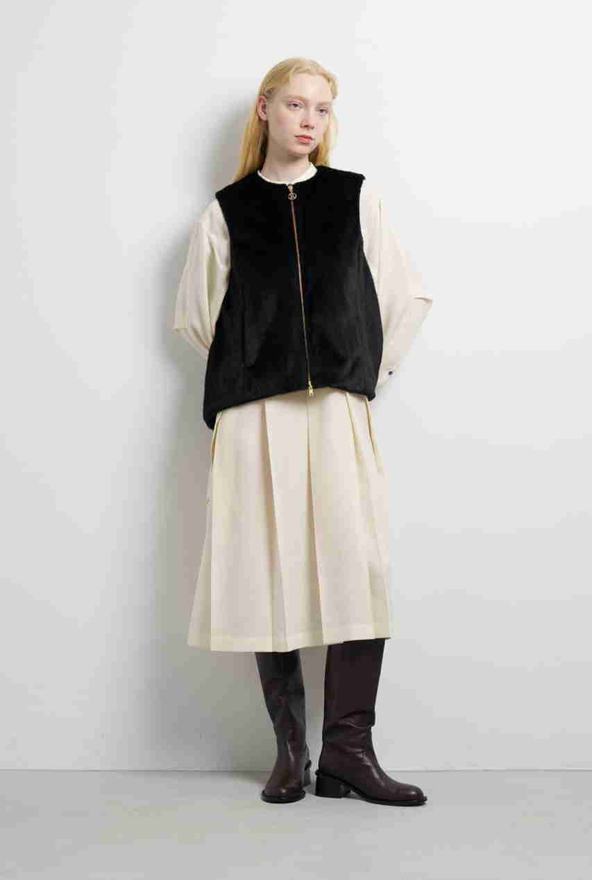 LANVIN en Bleu フェイクファーフレアベスト (ブラック, 36) ランバン オン ブルー ELLE SHOP LANVIN en Bleu フェイクファーフレアベスト (ブラック, 36) ランバン オン ブルー ELLE SHOP