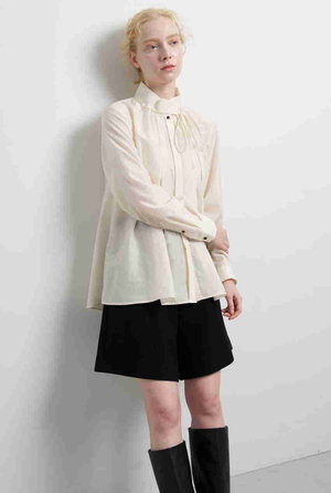 LANVIN en Bleu｜ランバン オン ブルーのブラウス・シャツ通販