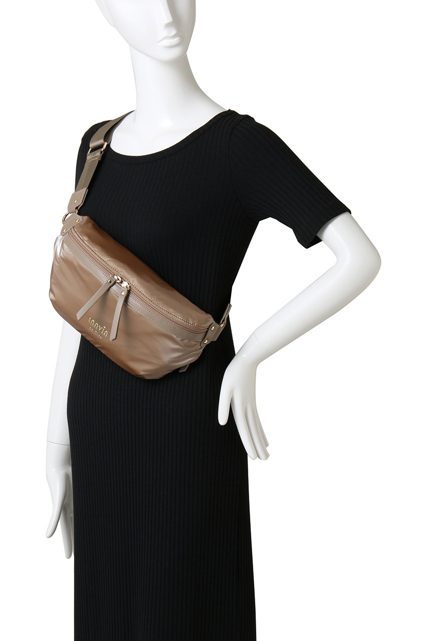 LANVIN en Bleu(ランバン オン ブルー)｜パデッドボディバッグ/オフ の