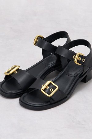 ランバン オン ブルー/LANVIN en Bleuの【予約販売】レザーベルトサンダル(130200/130201)