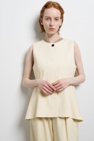 ランバン オン ブルー/LANVIN en Bleuの【予約販売】ウールツイルペプラムベスト(110400/110401)