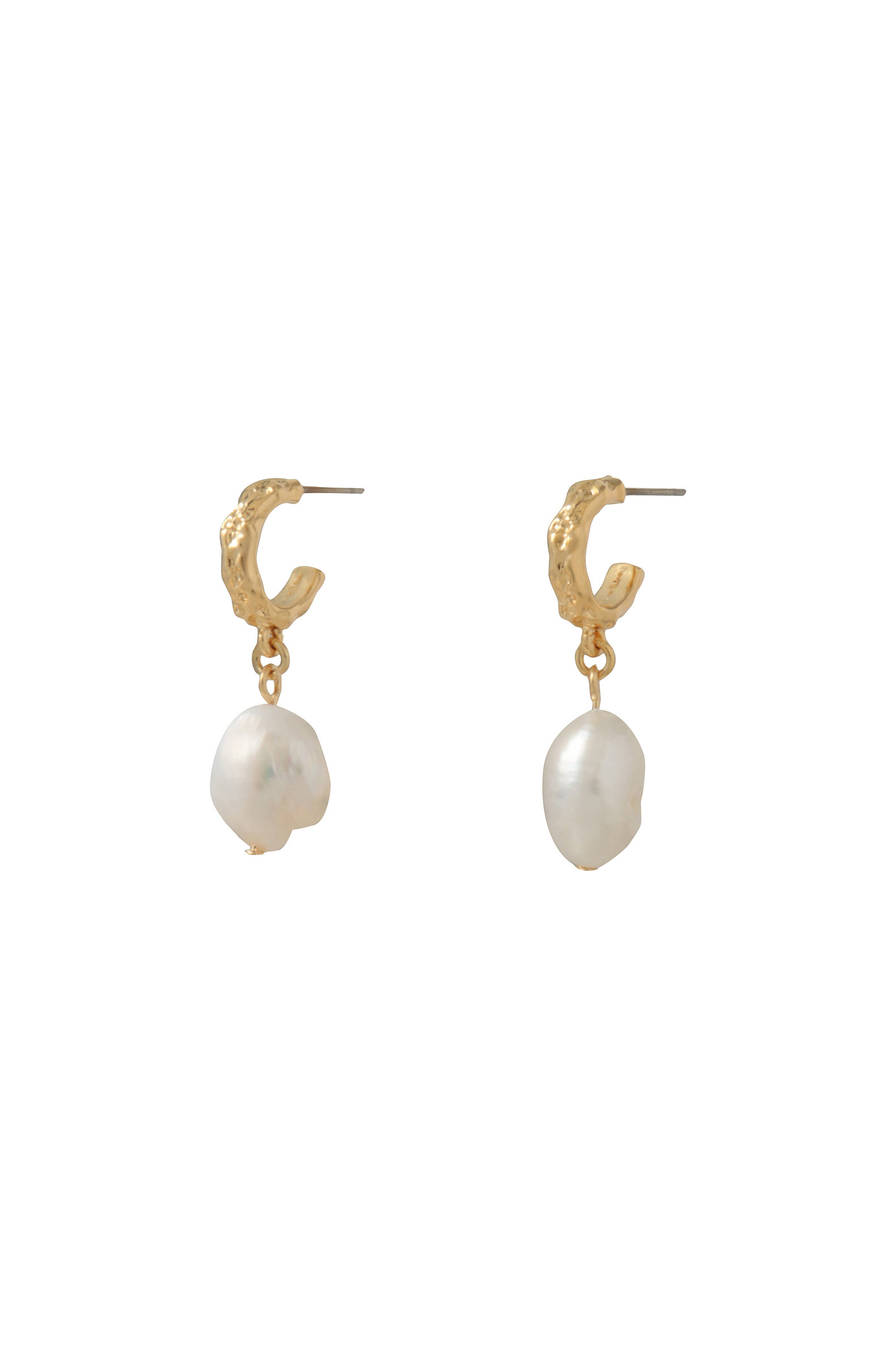 ランバン オン ブルー/LANVIN en Bleuの淡水バロックパールピアス(オフ/3636033)