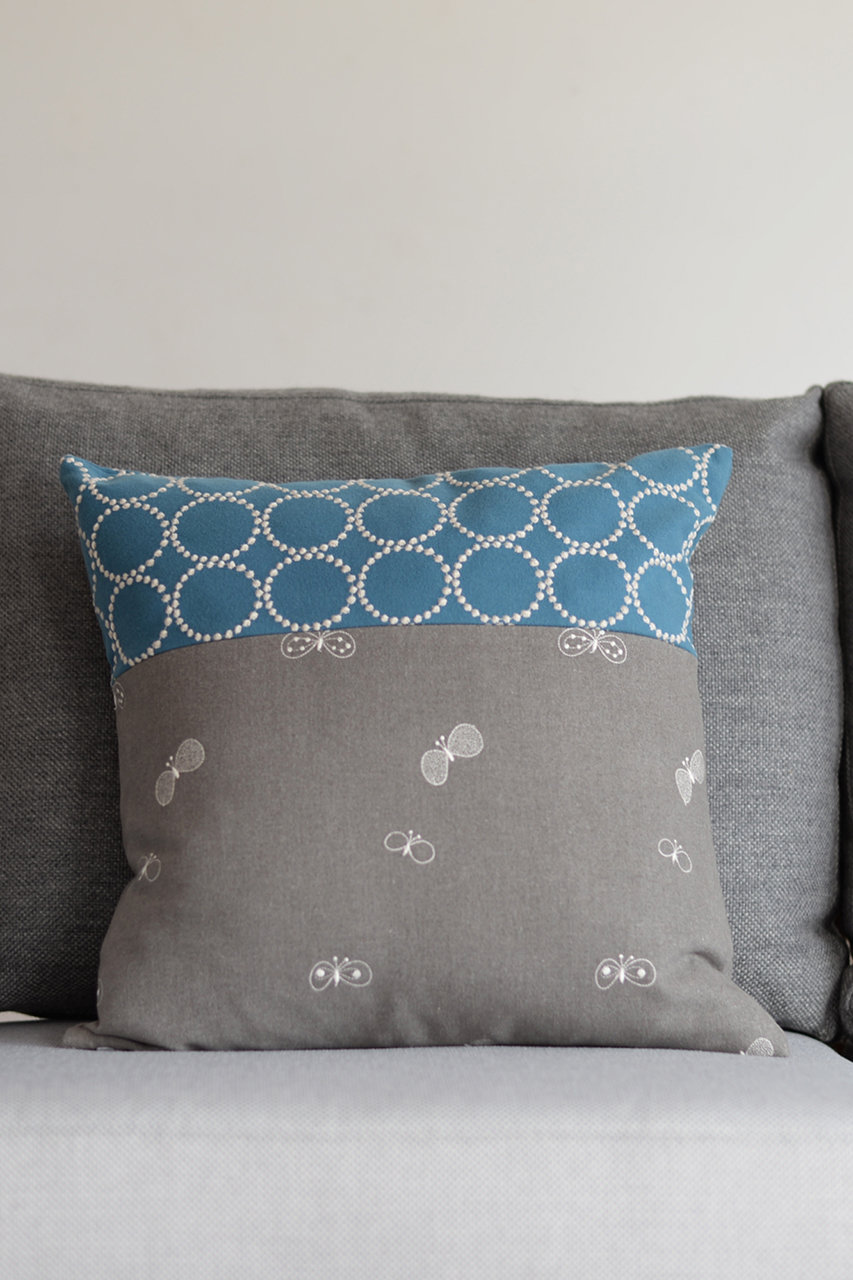 【新品未開封】ミナペルホネン POOL パッチワーククッション グレー 新品未開封】ミナペルホネン POOL パッチワーククッション グレー mina