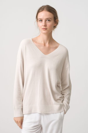 ベアフット ドリームズ/BAREFOOT DREAMSのコージーシックウルトラライト Vネックハイロープルオーバー(110300/110301)