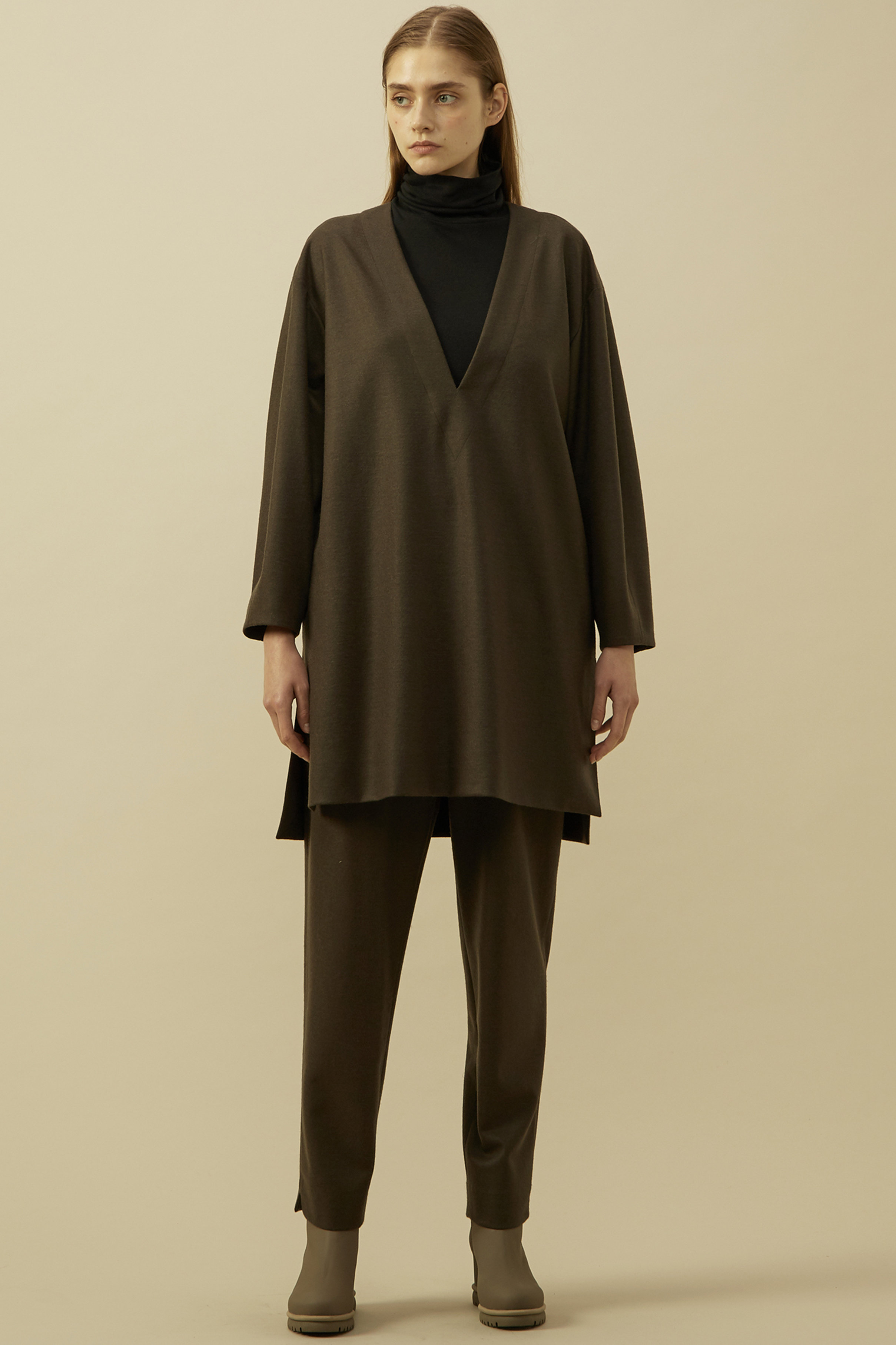 PLAIN PEOPLE Ｖネックストレートワンピース PLAIN PEOPLE(プレインピープル)｜Vネックストレートワンピース