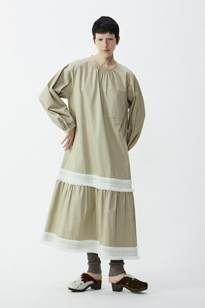 プレインピープル/PLAIN PEOPLEのスラブサテンワンピース(110500/110503)