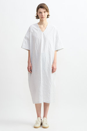 プレインピープル/PLAIN PEOPLEの【予約販売】リップルチェックＶネックワンピース(110500/110503)