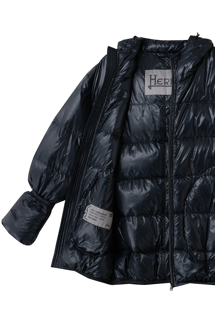 新品✨定価13万　HERNO ナイロンジャケット　撥水加工　ネイビー　濃紺38 新品・定価13万HERNO ナイロンジャケット撥水加工ネイビー濃紺38