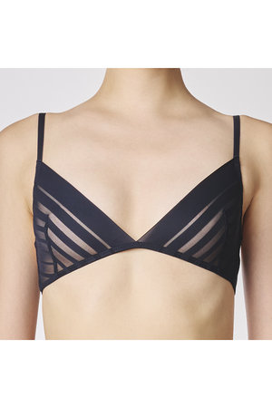 ランジェリーク/L'ANGELIQUEのタッリ　ノンワイヤーノンパテッドブラ(160100/160102)