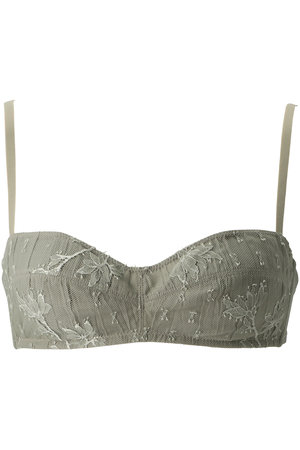 コリーナ　ノンワイヤーブラ