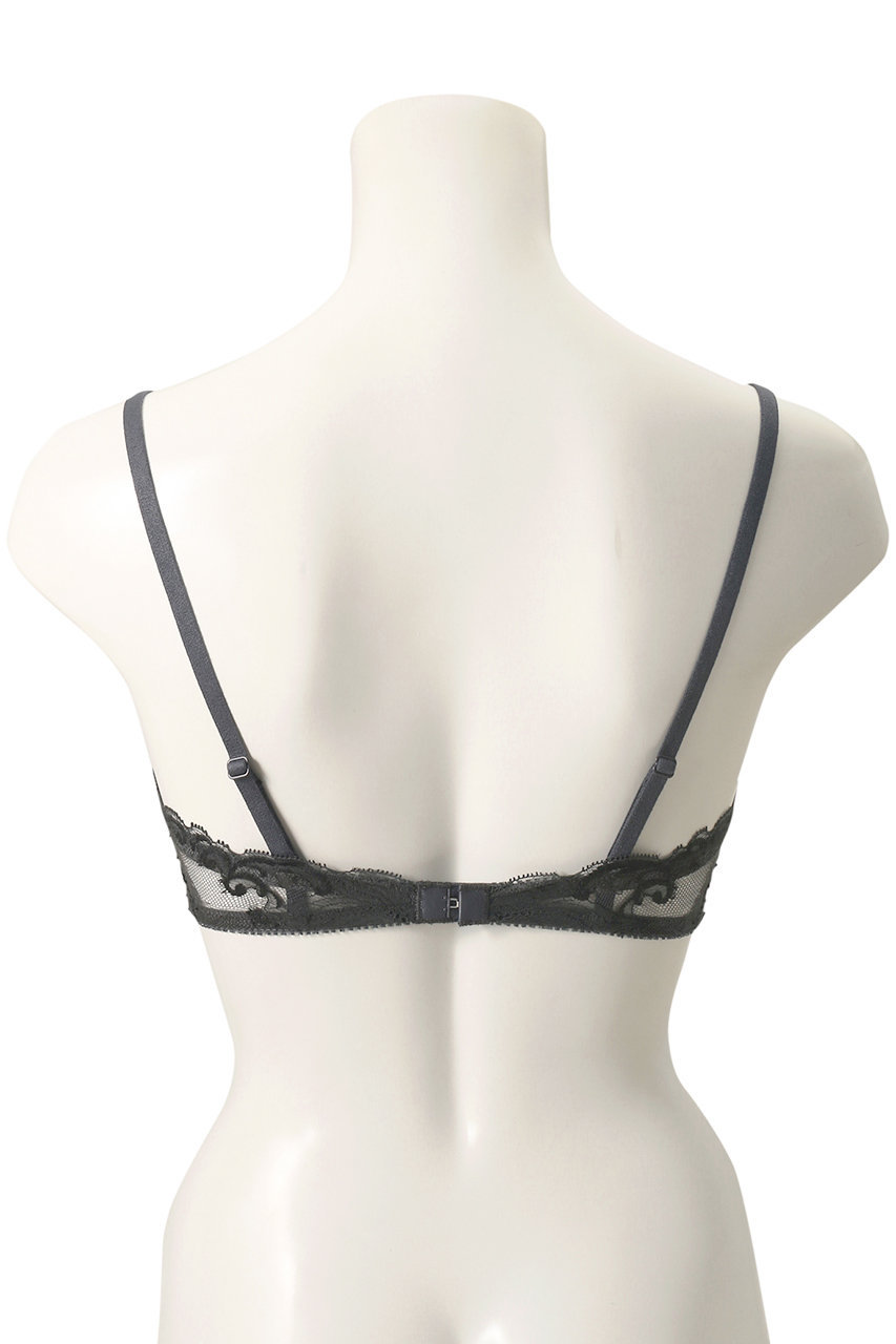 【新品未使用】L'ANGÉLIQUE エリ ノンワイヤーノンパテッドブラ ERI]エリ ワイヤーノンパテッドブラ | L'ANGELIQUE（ランジェリーク