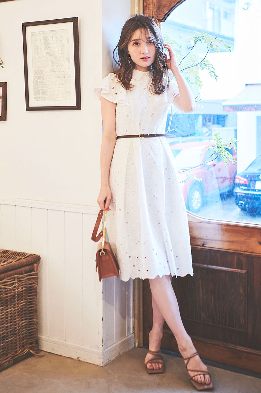 31 Sons De Mode トランテアン ソン ドゥ モード カットワーク刺しゅうフレアワンピース オフホワイト の通販 Elleshop エル ショップ