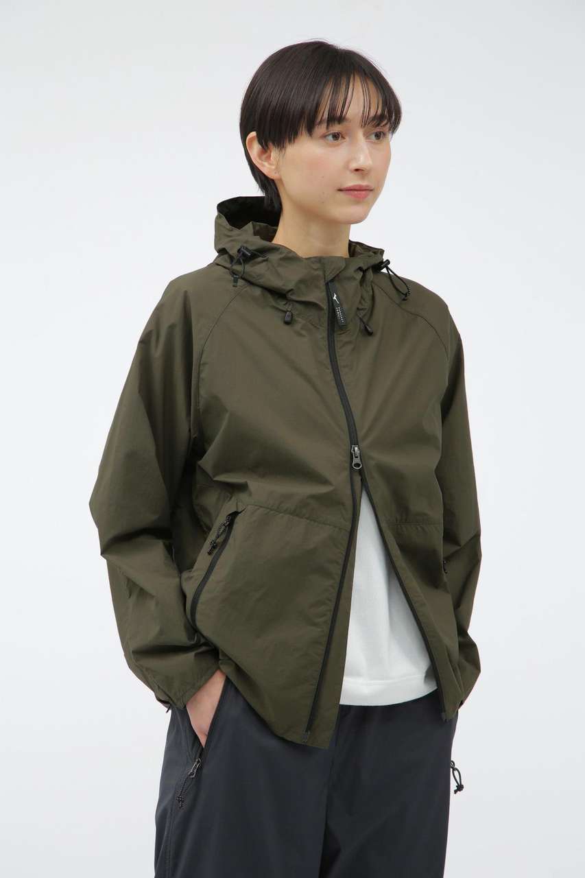 マーガレット・ハウエル/MARGARET HOWELLのLIGHTWEIGHT NYLON POPLIN BLOUSON(カーキ/5785117002)