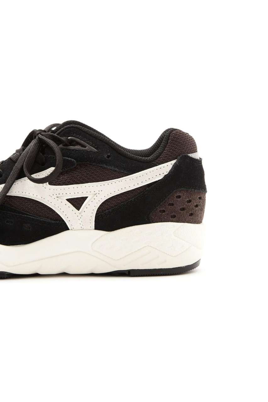 MARGARET HOWELL(マーガレット・ハウエル)｜MIZUNO TRAINING SHOES