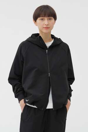 マーガレット・ハウエル/MARGARET HOWELLのSTRETCH POLYESTER HEAVY POPLIN BLOUSON(110800/110802)