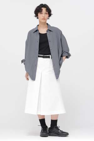マーガレット・ハウエル/MARGARET HOWELLのSTIFF COTTON TWILL SKIRT(110700/110703)